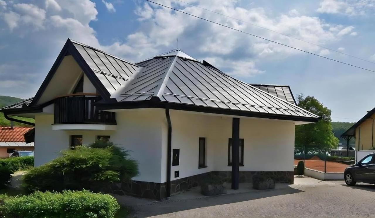 Penzión Prameň Vinné Exterior foto